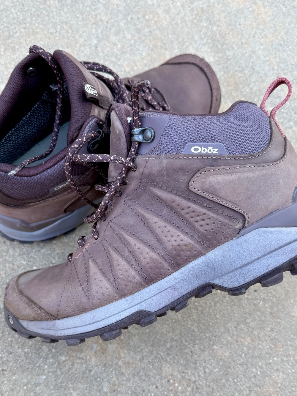 Oboz Women's Leather Waterproof Mid Hiking Boots - Acorn - Size 8